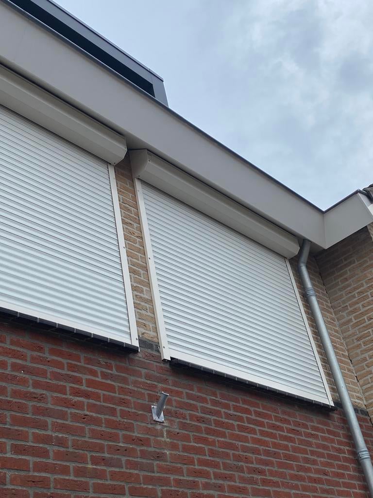 Rolluiken Beige, Ophalen, Zo goed als nieuw