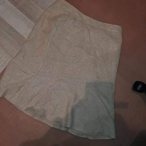 Mooie feest rok 42, Kleding | Dames, Rokken, Verzenden, Beige, Maat 42/44 (L), Zo goed als nieuw