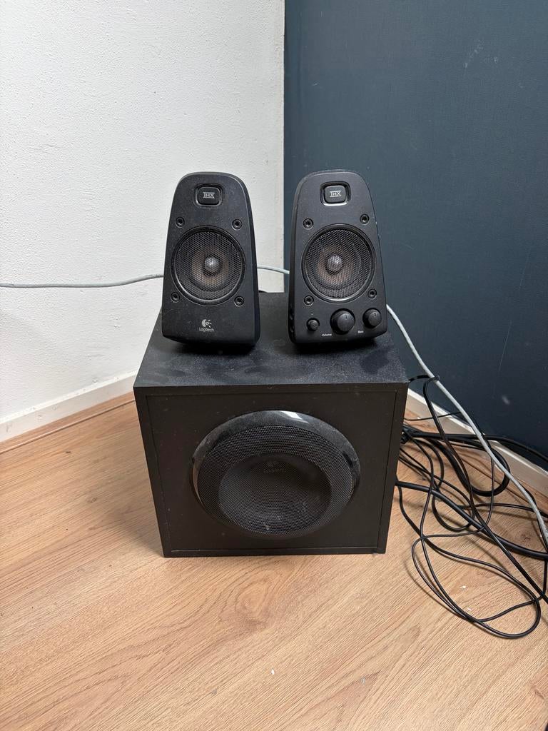 Logitech speakerset met subwoofer - Z2300 THX, Gebruikt, Complete surroundset, 120 watt of meer, Ophalen