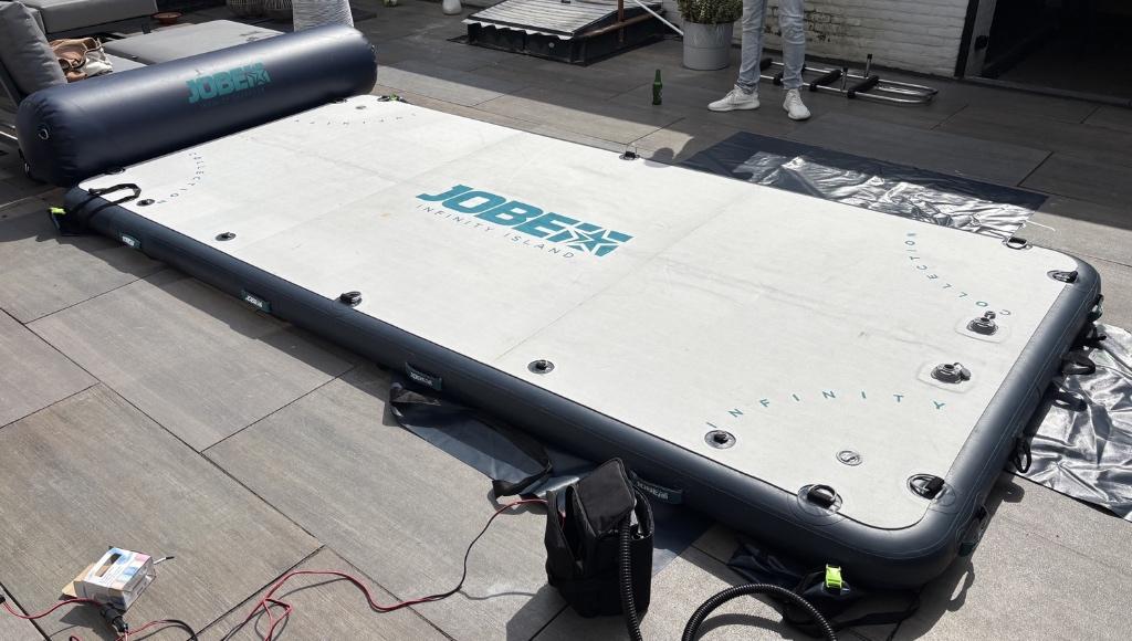 Jobe infinity island 4x2m opblaasbaar platform, Ophalen, Gebruikt, Funband of Funtube, Met draagtas