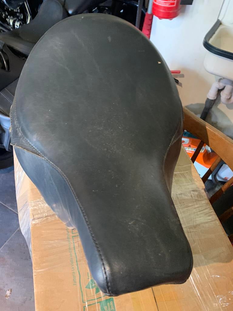 Touring zadel, Motoren, Onderdelen | Harley-Davidson, Ophalen of Verzenden