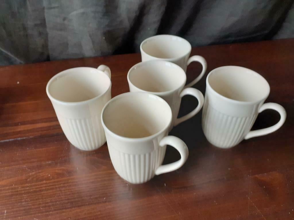 Wedgwood EDME  Grote hoge mokken/bekers hoogte 11 cm, Overige typen, Ophalen of Verzenden, Zo goed als nieuw, Wedgwood