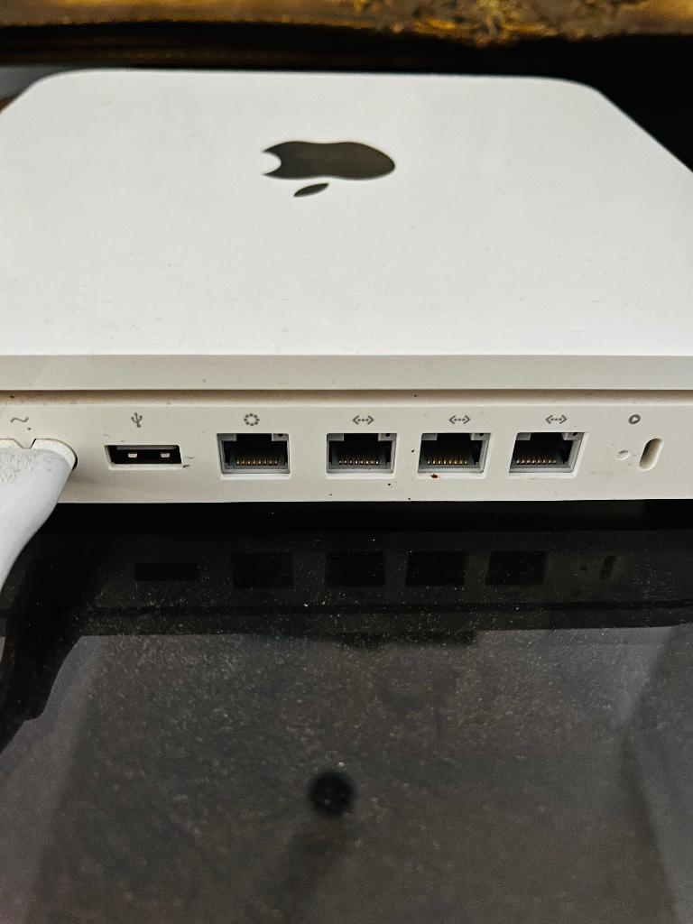 Apple Time Capsule, Computers en Software, Routers en Modems, Ophalen, Gebruikt, Router, Apple