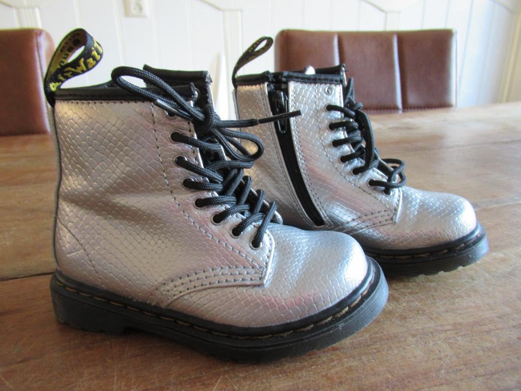 Nieuwe Dr Martens boots zilver maat 24, Dr Martens, Jongen of Meisje, Schoenen, Nieuw