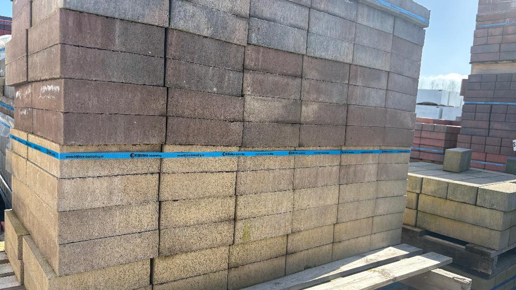 strackstone mis kleur 20x30 20m2, Tuin en Terras, Tegels en Klinkers, Zo goed als nieuw, Klinkers, Beton, 10 m² of meer, Ophalen of Verzenden