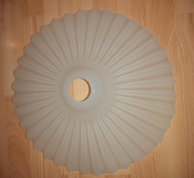 Glazen plissé lampenkap., Ophalen