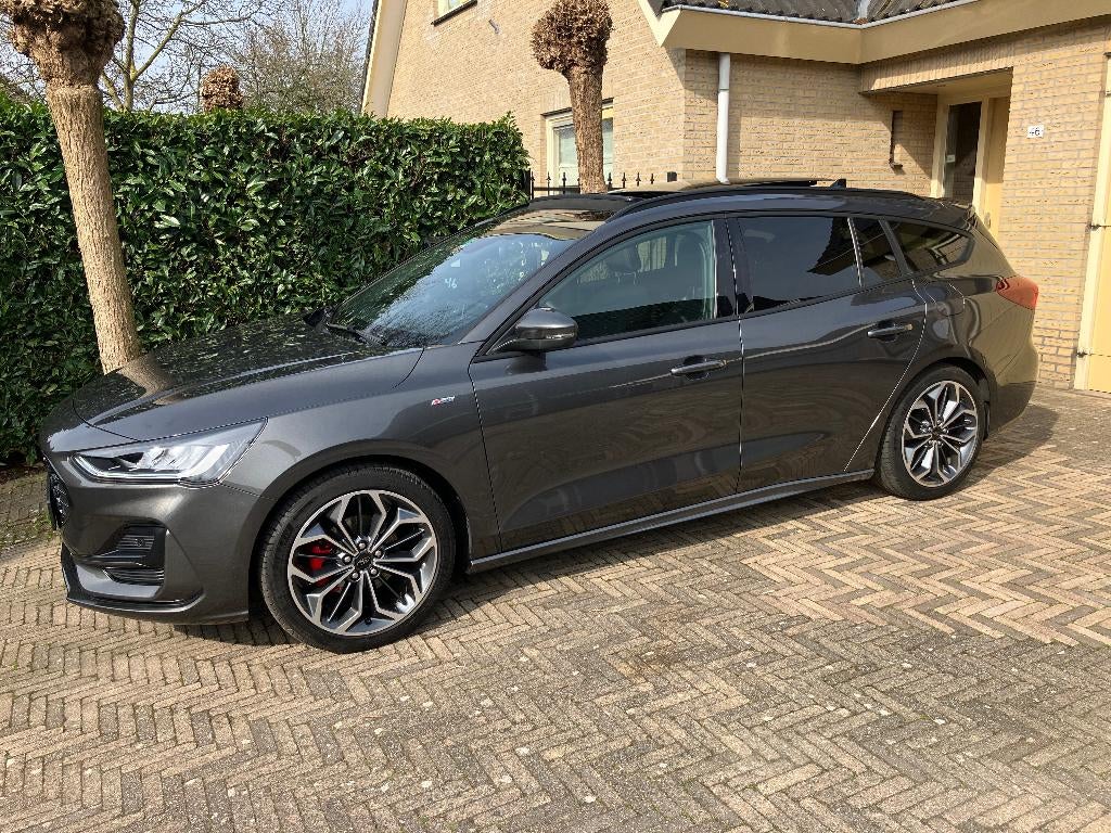 Ford Focus Wagon 1.0 EcoBoost Hybrid 155 PK/ ST Line X / HUD, Auto's, 1250 kg, USB, Leder en Stof, Origineel Nederlands