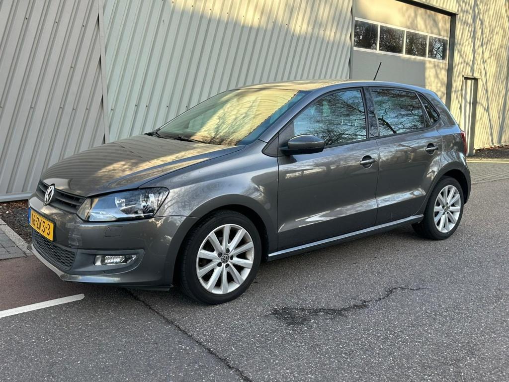 Volkswagen Polo 1.4-16V Highline (bj 2011), 86 pk, 4 cilinders, Bedrijf, Handgeschakeld