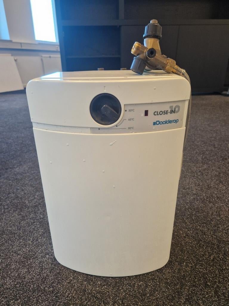 10L boiler met overstort, Minder dan 20 liter, Boiler, Ophalen of Verzenden, Minder dan 3 jaar oud