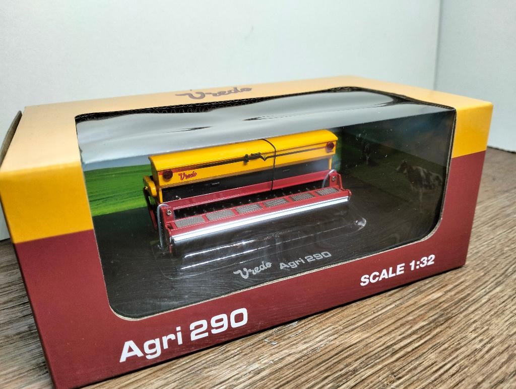 Te koop UH Vredo Agri 290 doorzaaimachine.., Hobby en Vrije tijd, Modelauto's | 1:32, Ophalen of Verzenden, Nieuw, Tractor of Landbouw