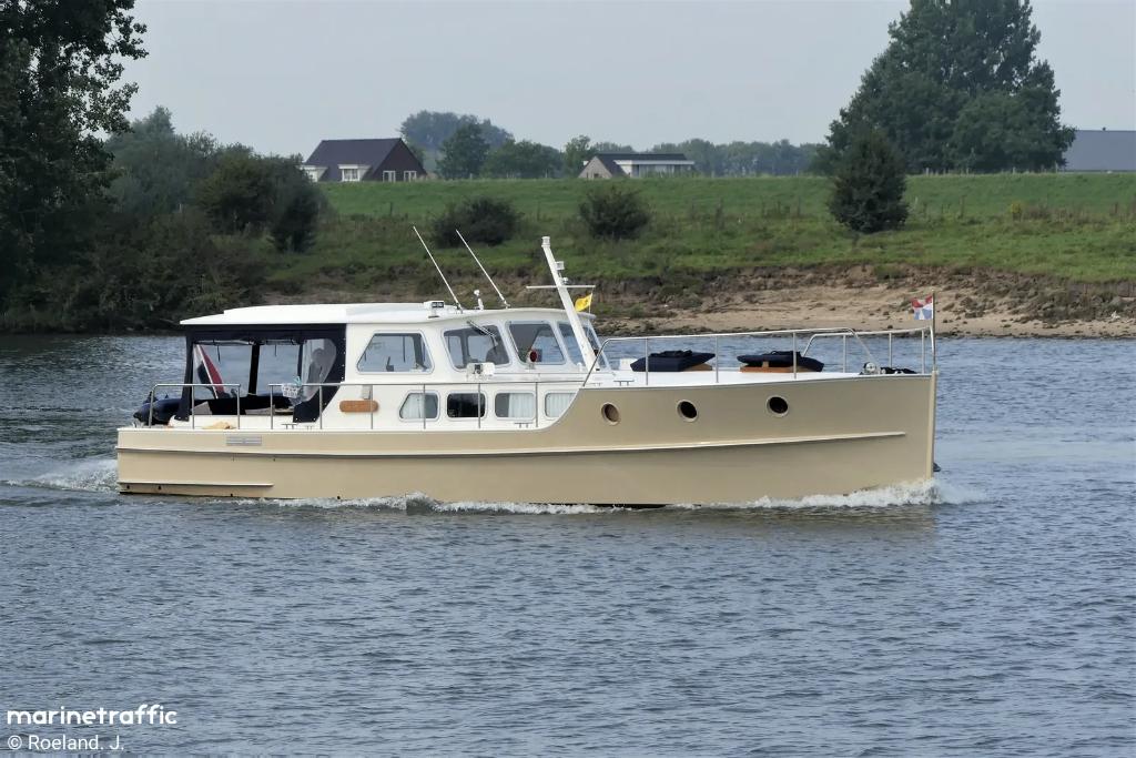 Kruiskamp Bakdekker 1400 motorjacht, Ophalen, Staal, Diesel, Zo goed als nieuw