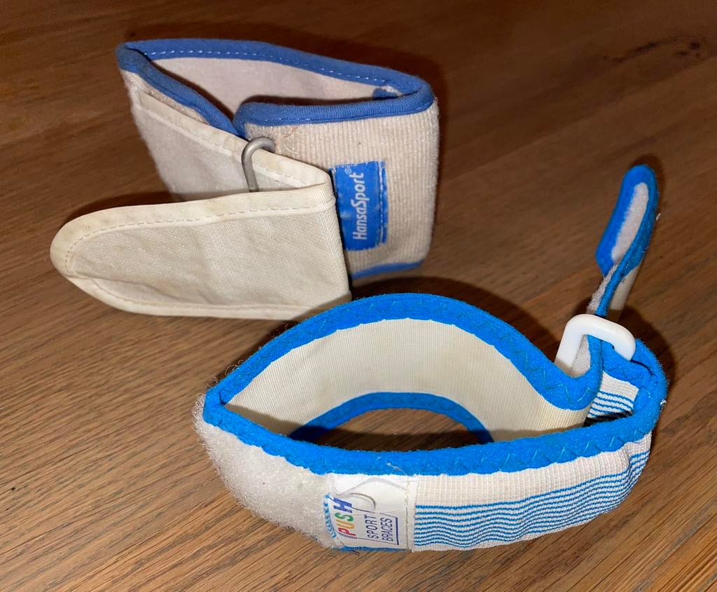 Tenniselleboog elleboog brace sportbrace hansasport medium, Ophalen of Verzenden, Zo goed als nieuw