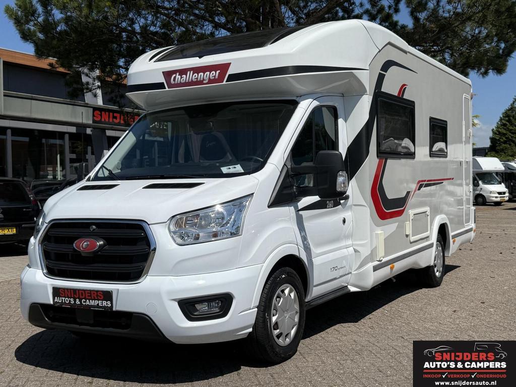 Challenger 260 GRAPHITE - 170PK - FACE TO FACE - AUTOMAAT, Automaat, Dakluik, Bedrijf, Diesel