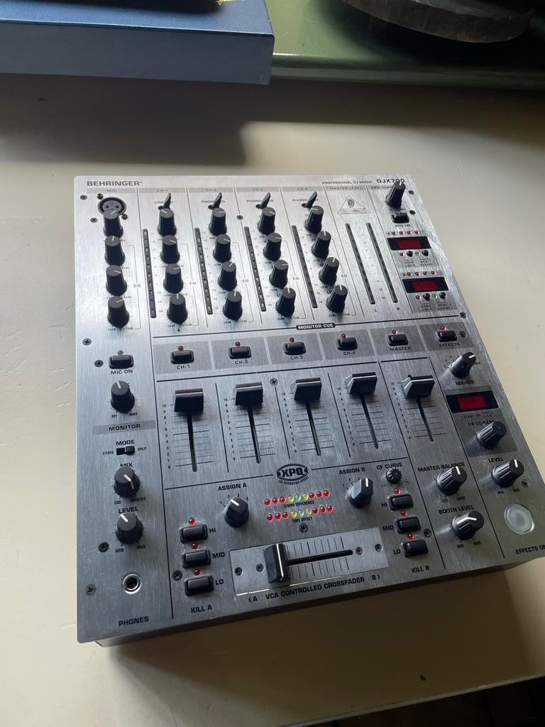 Behringer DJX700 Professionele DJ Mixer, Ophalen of Verzenden, Gebruikt, Dj-set, Behringer