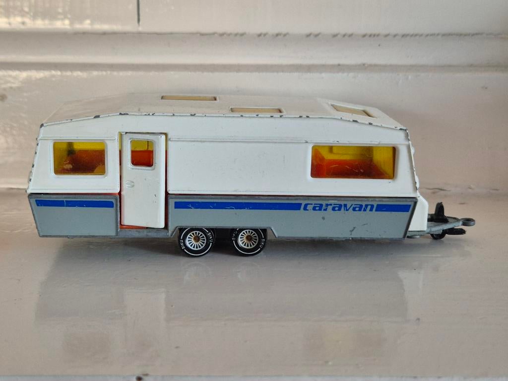 Miniatuur Siku 2518 Caravan, Ophalen of Verzenden