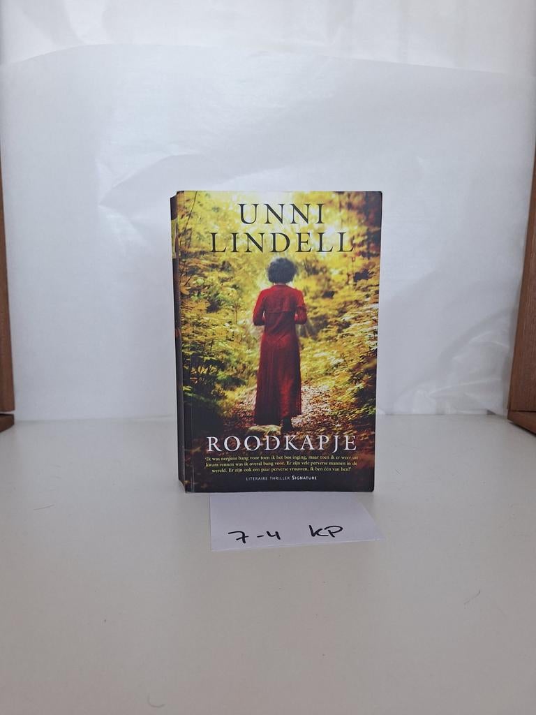 Boek Unni Lindell - Roodkapje, Boeken, Ophalen of Verzenden