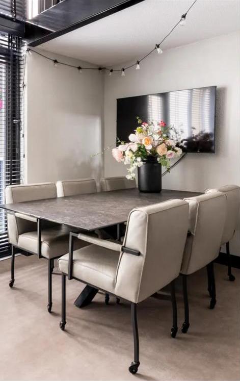 Eettafel Wehkamp Home Ricci met 6 stoelen (200x100 cm), Zo goed als nieuw, Vijf personen of meer, Rechthoekig, 50 tot 100 cm