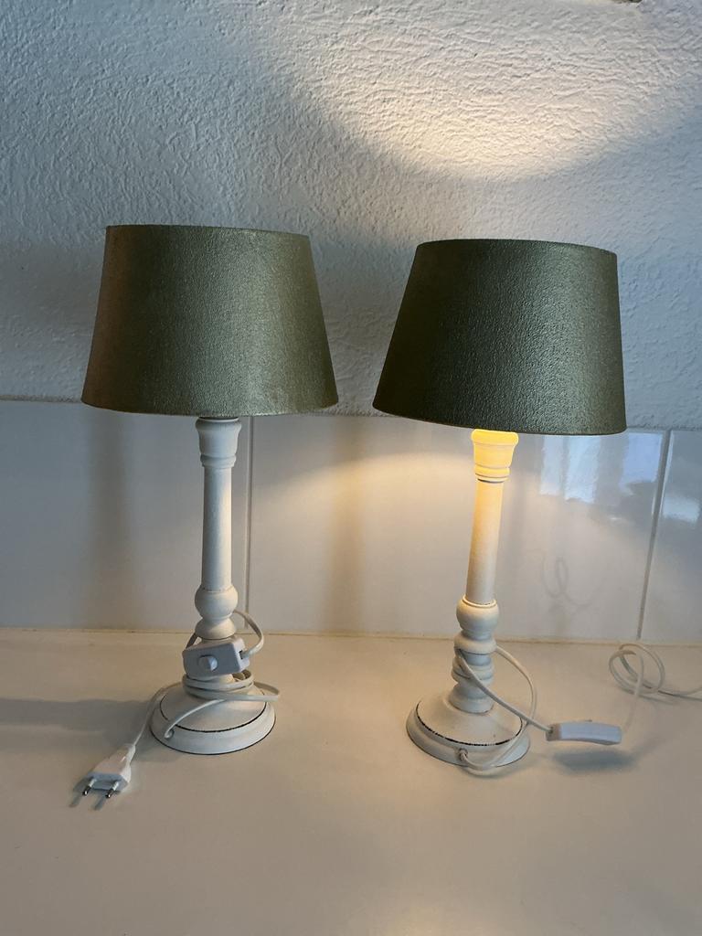 Brocante tafellampjes met gouden kap - Set van 2, Ophalen of Verzenden, Gebruikt, Metaal, Minder dan 50 cm