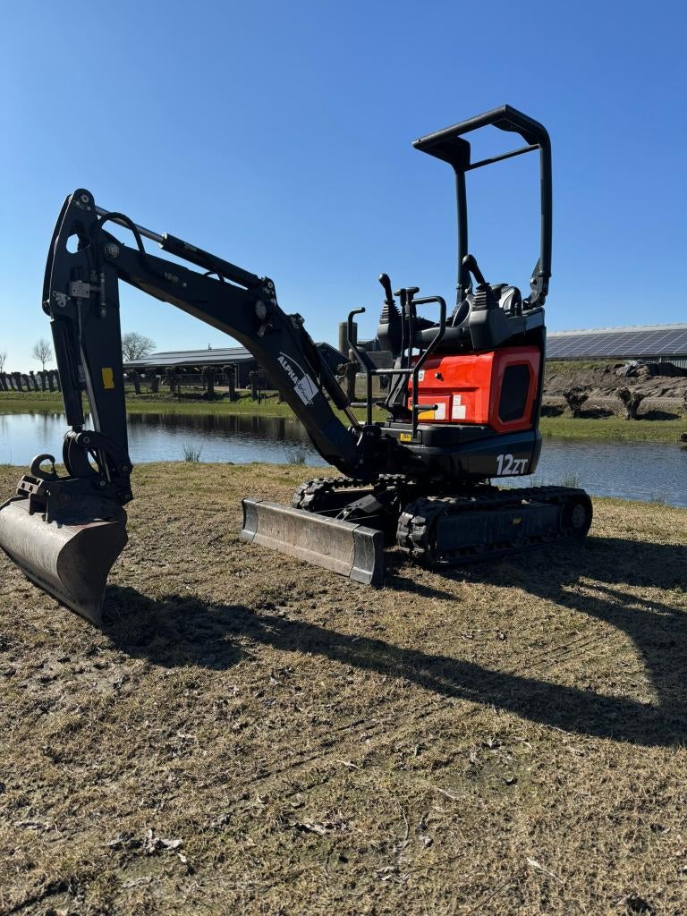 minigraver eurocomach 12 zt, Ophalen, Graafmachine