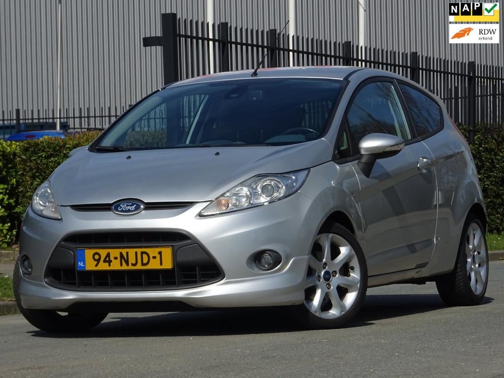 Ford Fiesta 1.6 Sport NAP/NAVI/CLIMA/CRUISE/PDC/NW APK, Auto's, Ford, Gebruikt, 31 €/maand, 4 cilinders, Origineel Nederlands