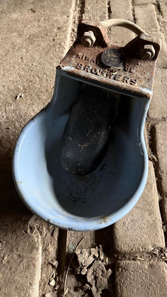 3x Drinkbak van gietijzer, Ophalen, Gebruikt, Overige soorten