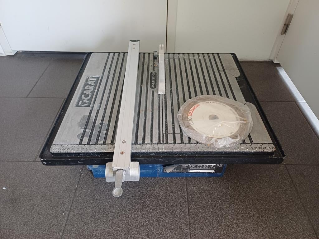 Tegel zaagmachine. Water gekoeld., Doe-het-zelf en Verbouw, Ophalen, Gebruikt, Overige typen, 600 tot 1200 watt