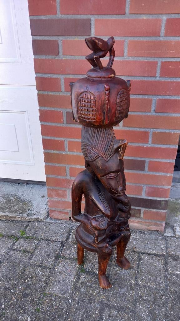 Afrikaans gestoken houten beeld " Voorouder", Antiek en Kunst, Kunst | Beelden en Houtsnijwerken, Ophalen of Verzenden