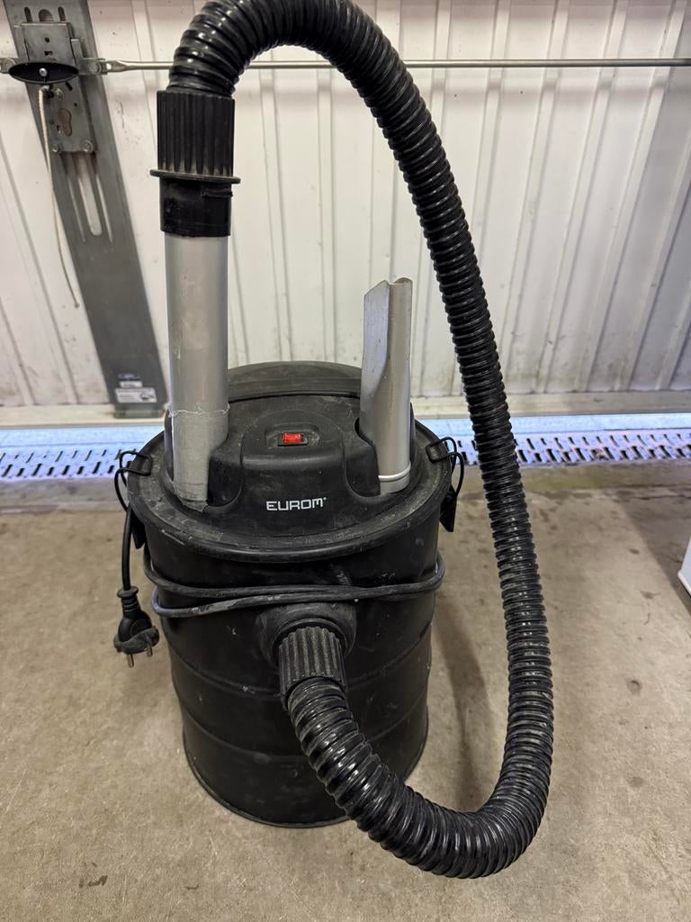 Eurom Force Ash Cleaner - Krachtige Aszuiger 800W, Witgoed en Apparatuur, Stofzuigers, Gebruikt, Verzenden, Overige typen, Minder dan 1200 watt