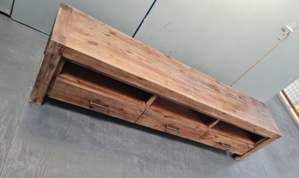 Houten TV meubel laag met 3 lades en gaten voor apparatuur, Ophalen, Gebruikt, 150 tot 200 cm, Minder dan 100 cm