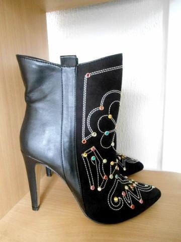 Instaplaarsje hoge hak met sierstiksels mt. 38, Kleding | Dames, Schoenen, Nieuw, Lage of Enkellaarzen, Zwart, Ophalen