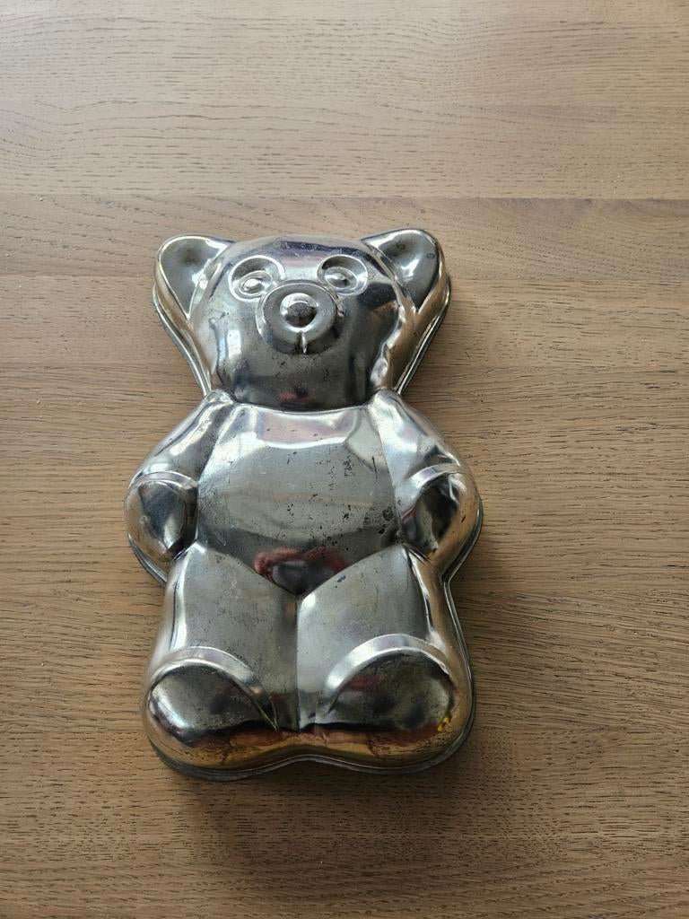 Grote beer cakeblik, Ophalen of Verzenden, Gebruikt, Taarten, Bakvorm