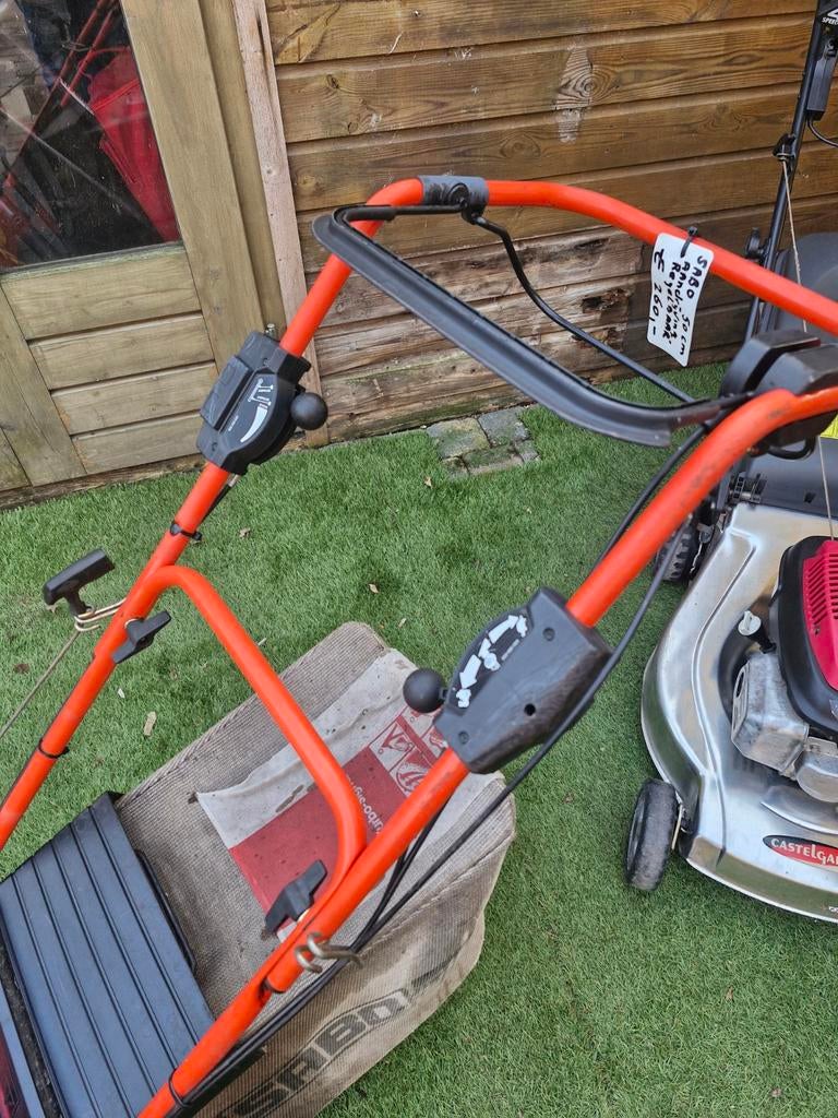 Sabo motormaaier met regelbare aandrijving., Tuin en Terras, Grasmaaiers, Ophalen, 50 cm of meer