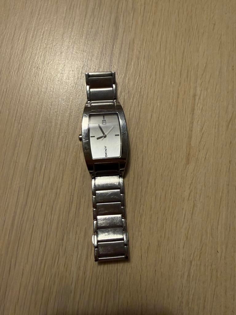 DKNY heren horloge in prima staat, Sieraden, Tassen en Uiterlijk, Horloges | Heren, Ophalen of Verzenden, Zo goed als nieuw, Staal