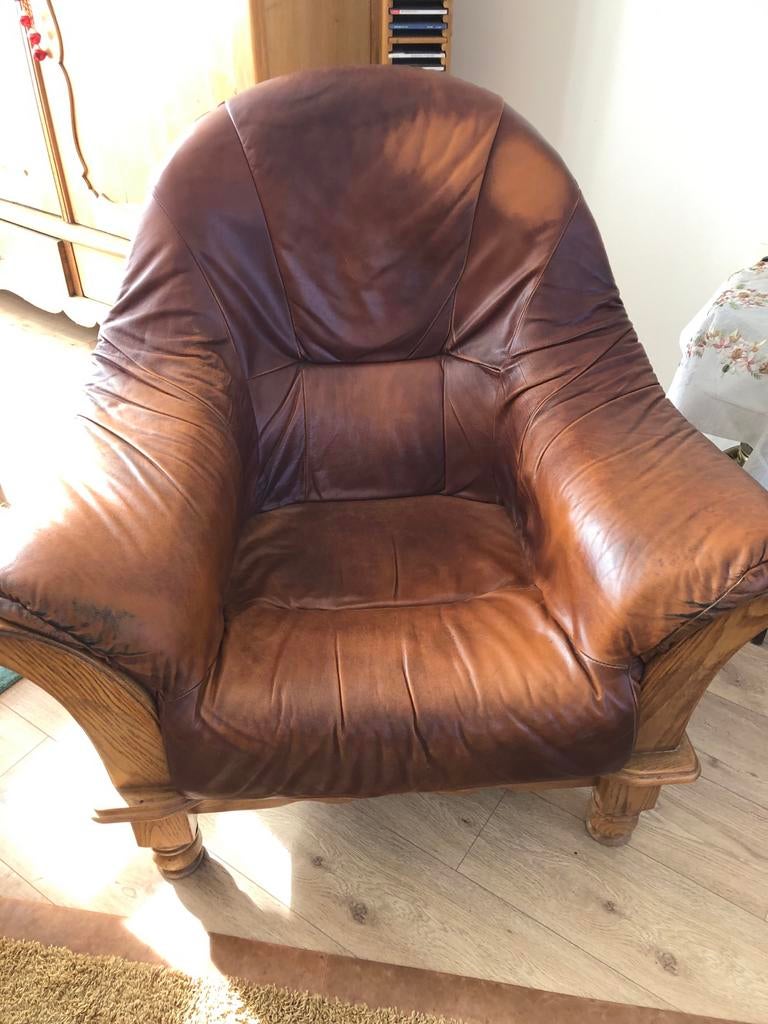 Laatste kans: Leren tweepersoons bank en fauteuil, Ophalen, Gebruikt, Leer, 75 tot 100 cm