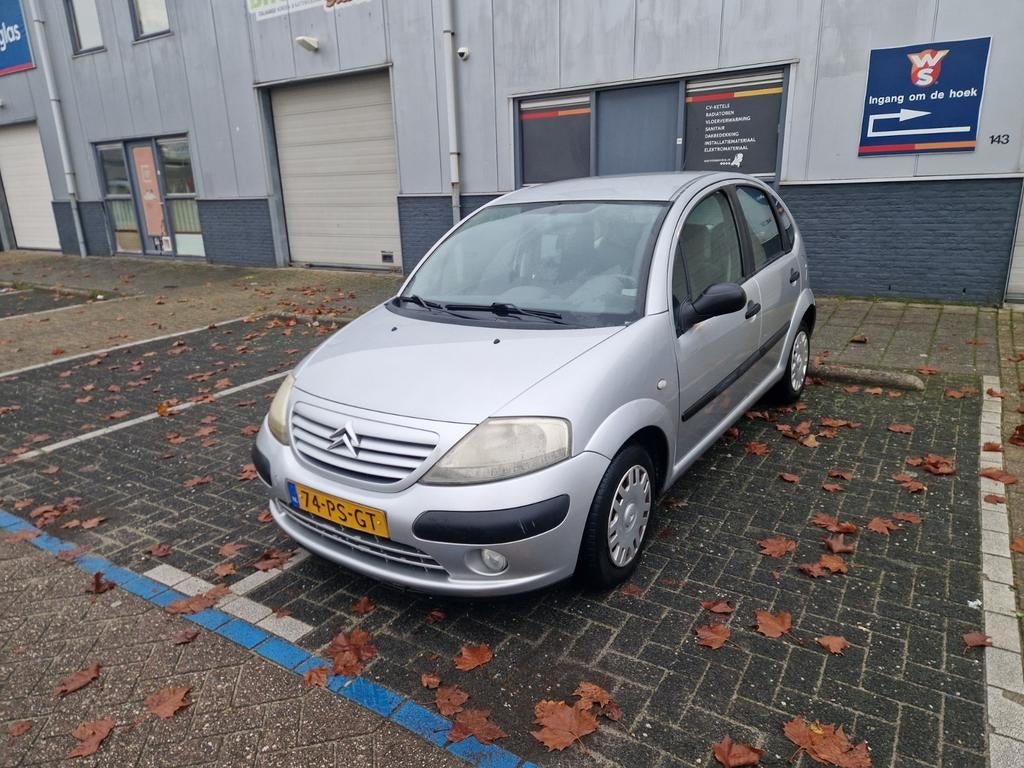 Citroën C3 1.4 I 2004 Grijs, Auto's, Voorwielaandrijving, Origineel Nederlands, Handgeschakeld, 1174 kg
