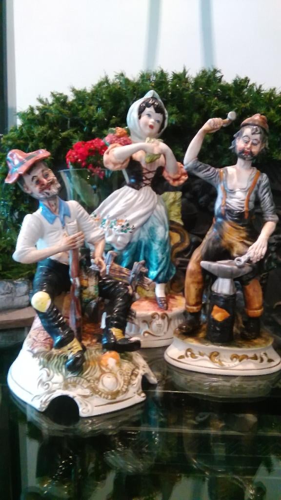 3 beelden Capodimonte Napels Italy biscuit 42cm, Ophalen of Verzenden