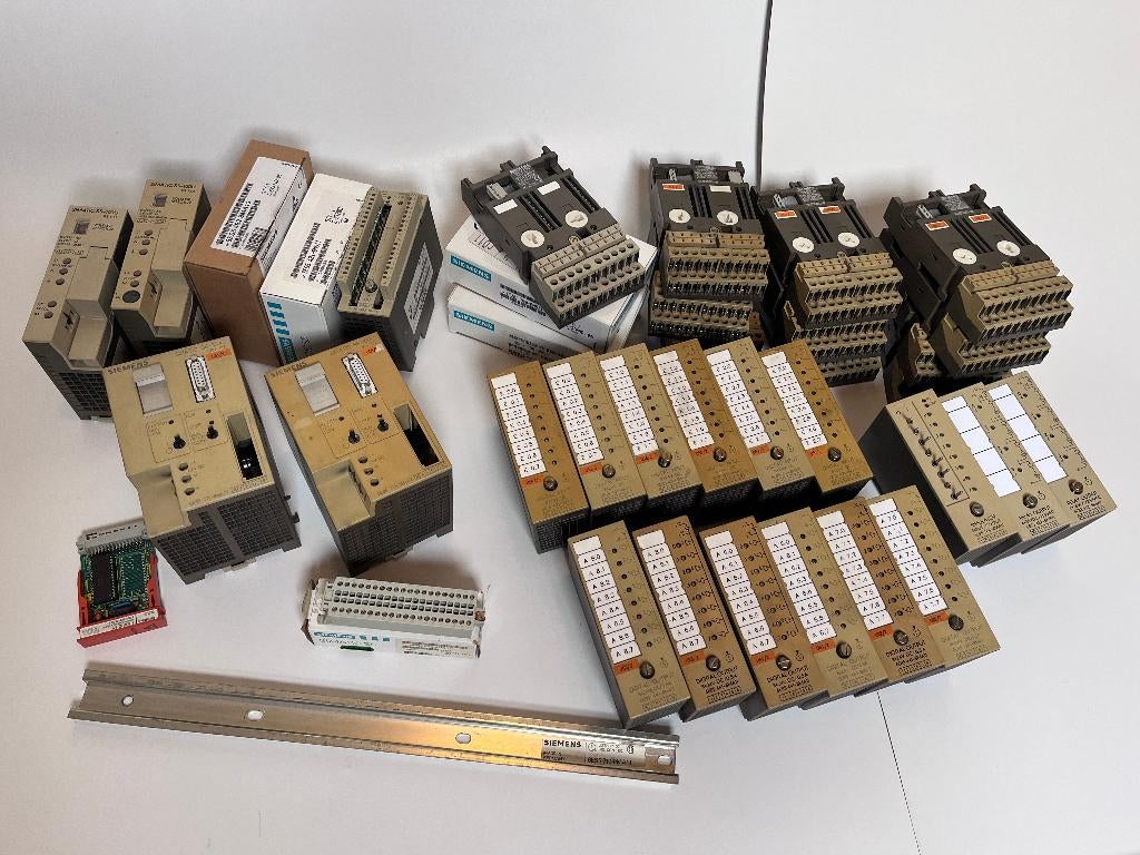 Diverse Siemens Simatic S5 materiaal, Hobby en Vrije tijd, Elektronica-componenten, Ophalen, Gebruikt