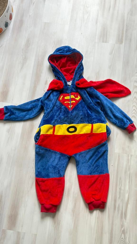 Superman verkleedpak /maat 86-92, Kinderen en Baby's, Carnavalskleding en Verkleedspullen, Ophalen of Verzenden, Zo goed als nieuw