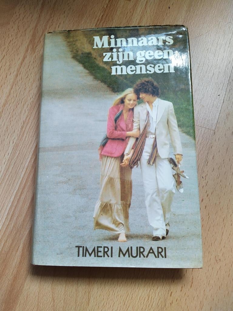 Boek. Minnaars zijn geen mensen - timeri murari., Ophalen of Verzenden, Zo goed als nieuw
