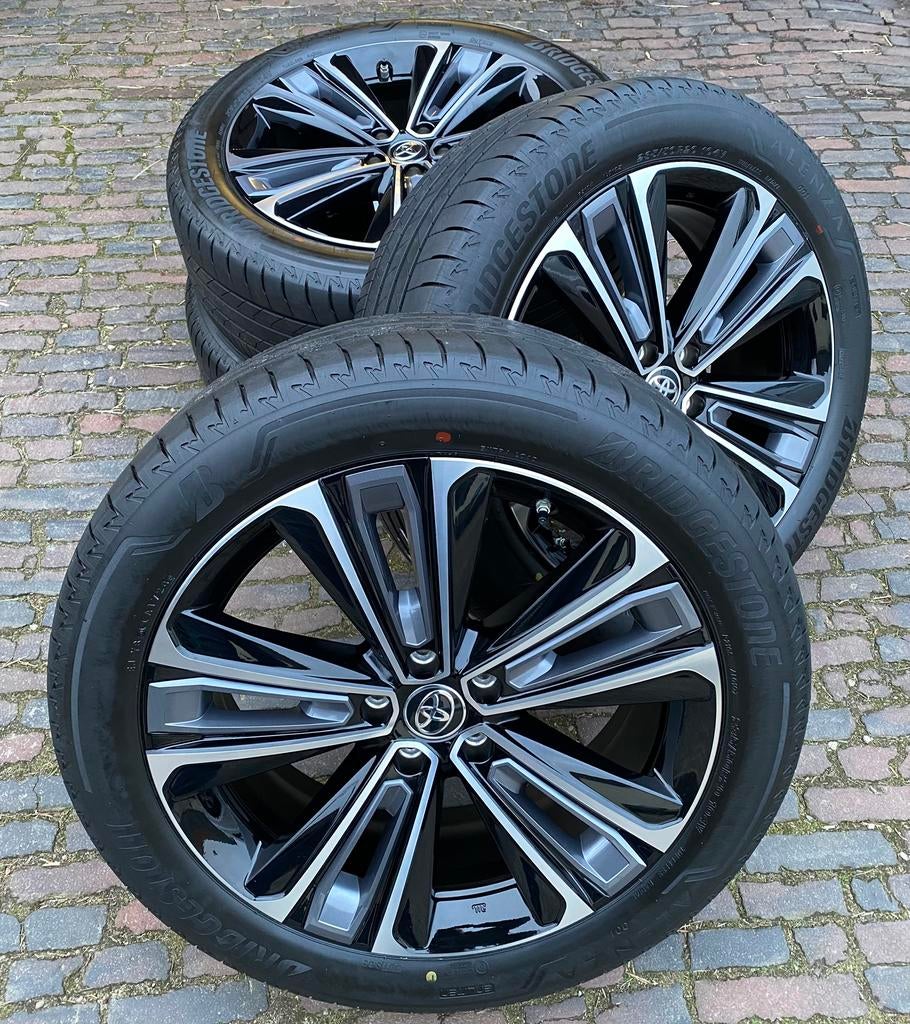 ALS NIEUWE 20” Toyota BZ4X Lexus NX + 235/50R20 zomerbanden, Banden en Velgen, Nieuw, Ophalen of Verzenden, 235 mm