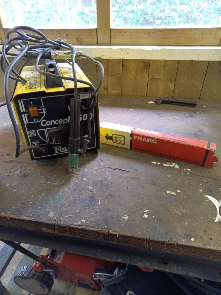 Lasapparaat merk Ferm, Ophalen, Gebruikt, 150 tot 250 ampère, Elektroden