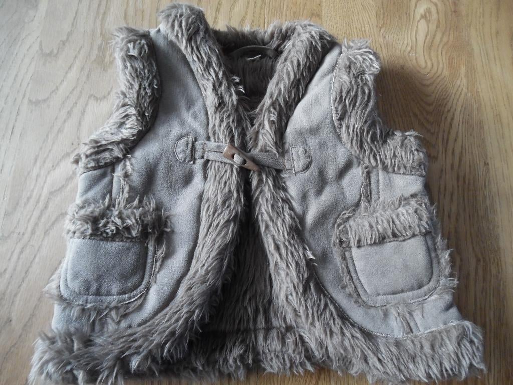 Nieuw kinder hesje maat 110/116 bodywarmer met nep bont, Meisje, Nieuw, Ophalen of Verzenden, Onbekend