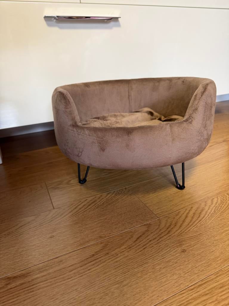 Velvet katten mand / dierenstoel, Ophalen, Zo goed als nieuw, Riet