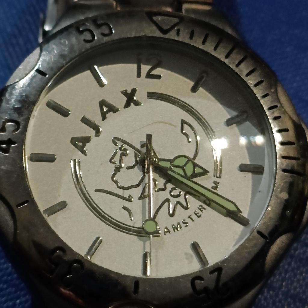 Ajax Amsterdam horloge met lichtgevende wijzers, Overige merken, Gebruikt, Polshorloge, Ophalen of Verzenden