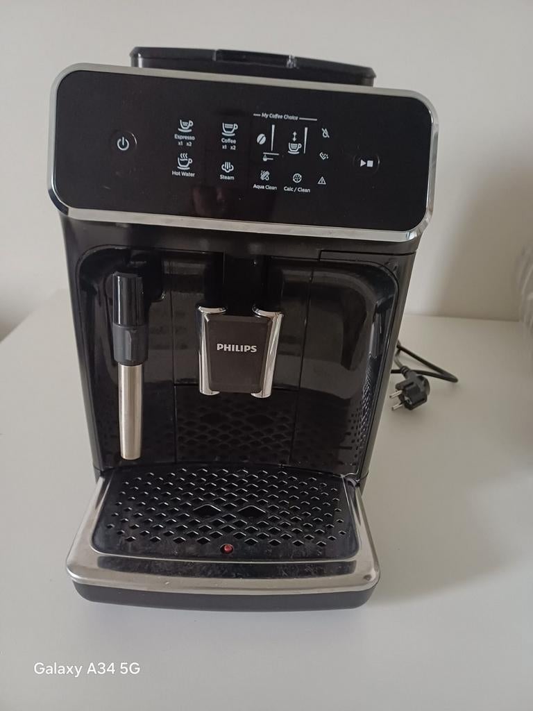 Philips EP2221 Koffiemachine, Ophalen, Espresso apparaat, Zo goed als nieuw, 2 tot 4 kopjes