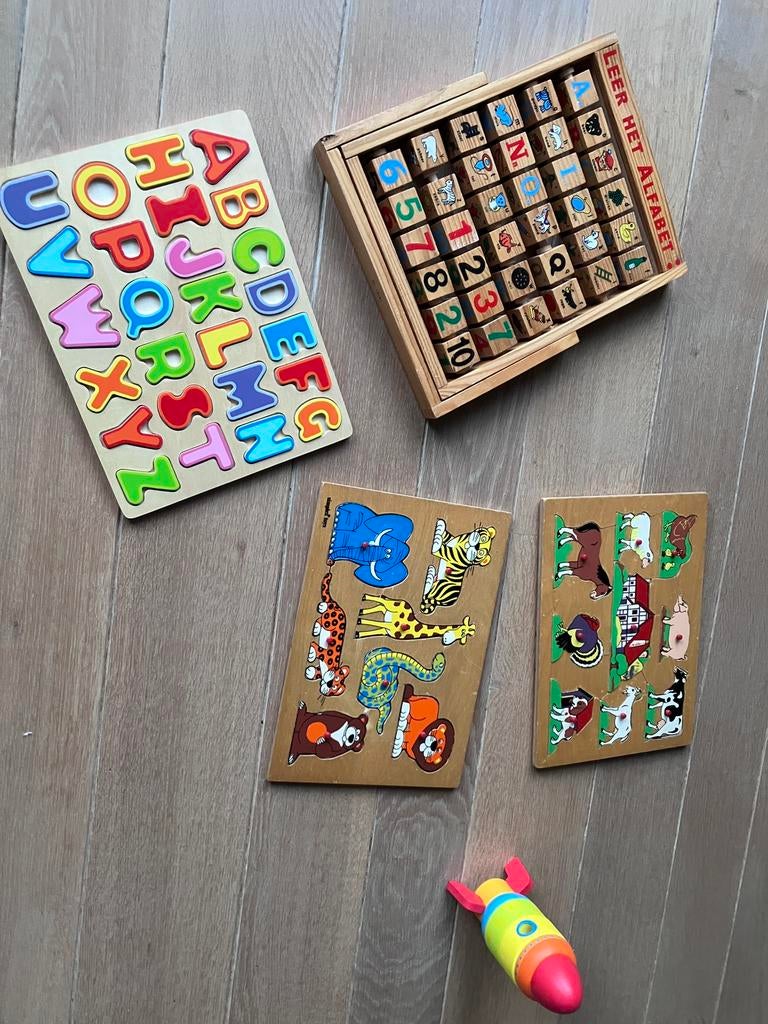 Set houten speelgoed, puzzels, stapelblokken, Ophalen of Verzenden, Gebruikt