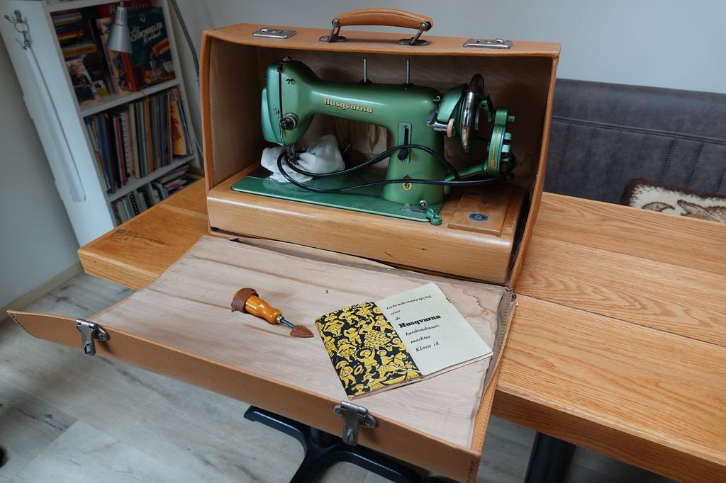 Husqvarna type 18 naaimachine, Ophalen of Verzenden