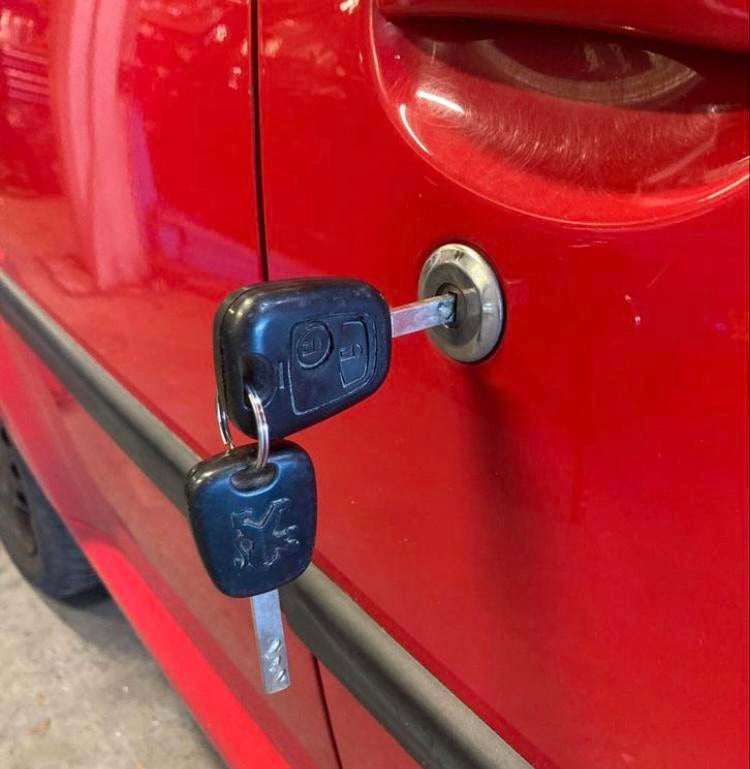 Toyota Aygo deur en kofferbak slot reparatie €35 LIBACARS, Auto-onderdelen, Ophalen of Verzenden, Toyota