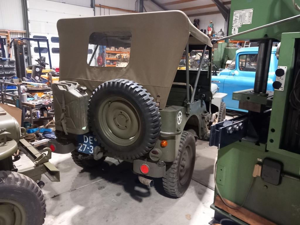 Willy jeeps, Auto's, Stof, Trekhaak, 4 cilinders, Cabriolet