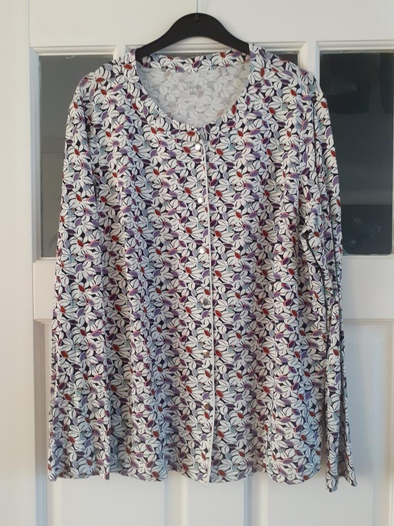 Sommermann vest met drukknopen in nieuwstaat maat 44, Kleding | Dames, Sommermann, Ophalen of Verzenden, Zo goed als nieuw, Maat 42/44 (L)